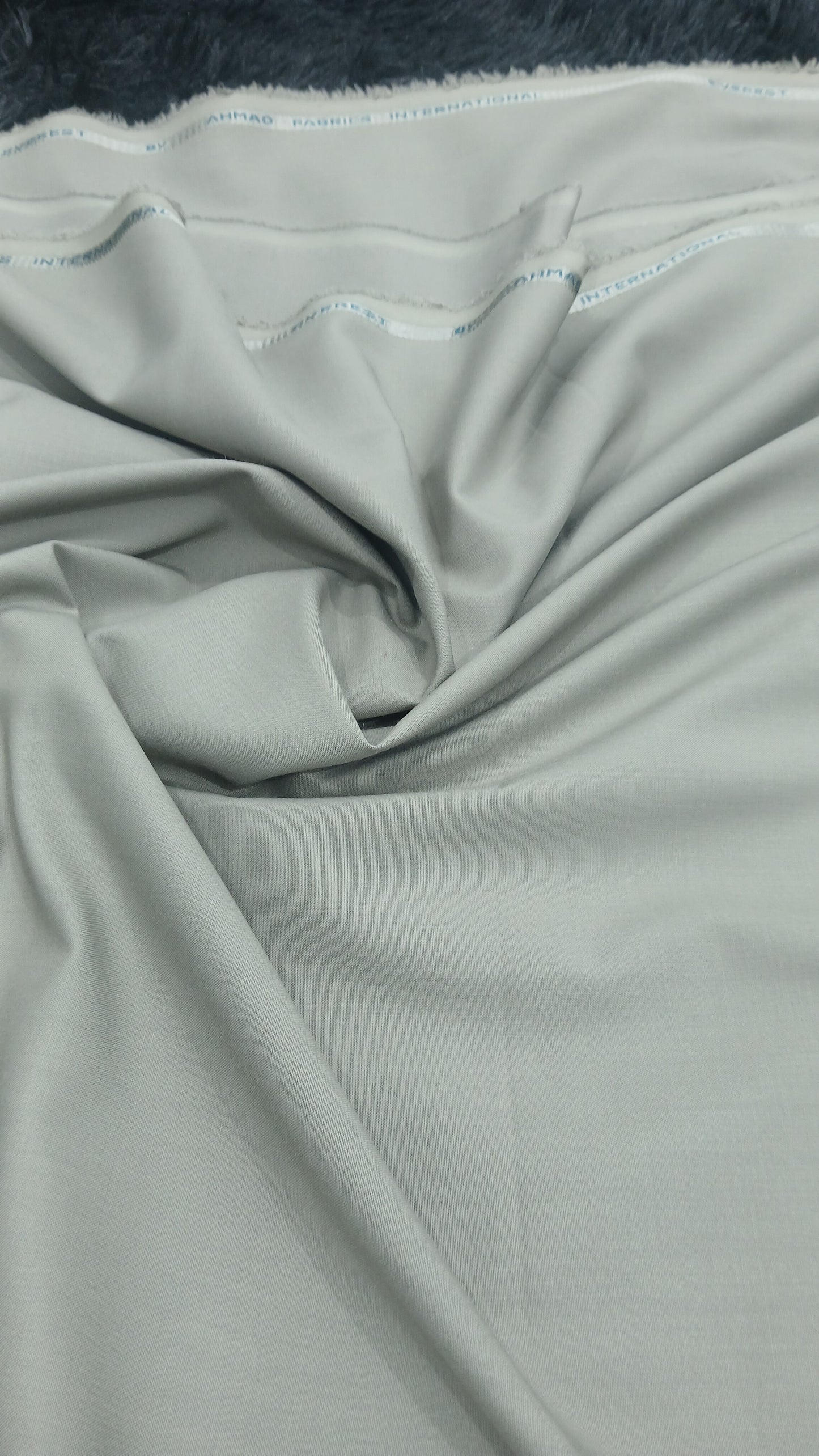 Elegant Four Season Wash & Wear Fabric for Men (4 Meter Length)