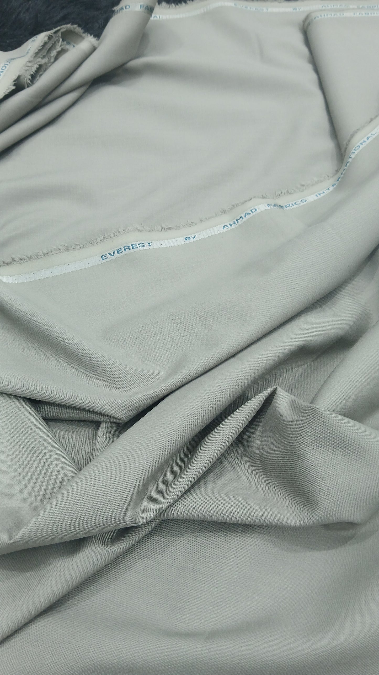 Elegant Four Season Wash & Wear Fabric for Men (4 Meter Length)