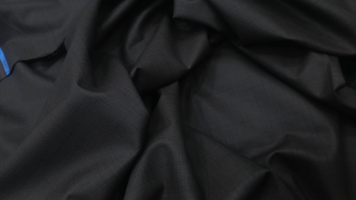 Wash & Wear by Grace Fabrics – Premium Men’s Unstitched Fabric